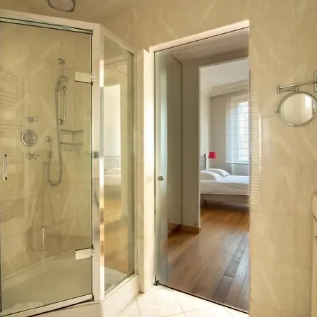 C096-apt Overlooking The Old Port The View Is Magical *