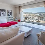 C096-apt Overlooking The Old Port The View Is Magical شقة كان